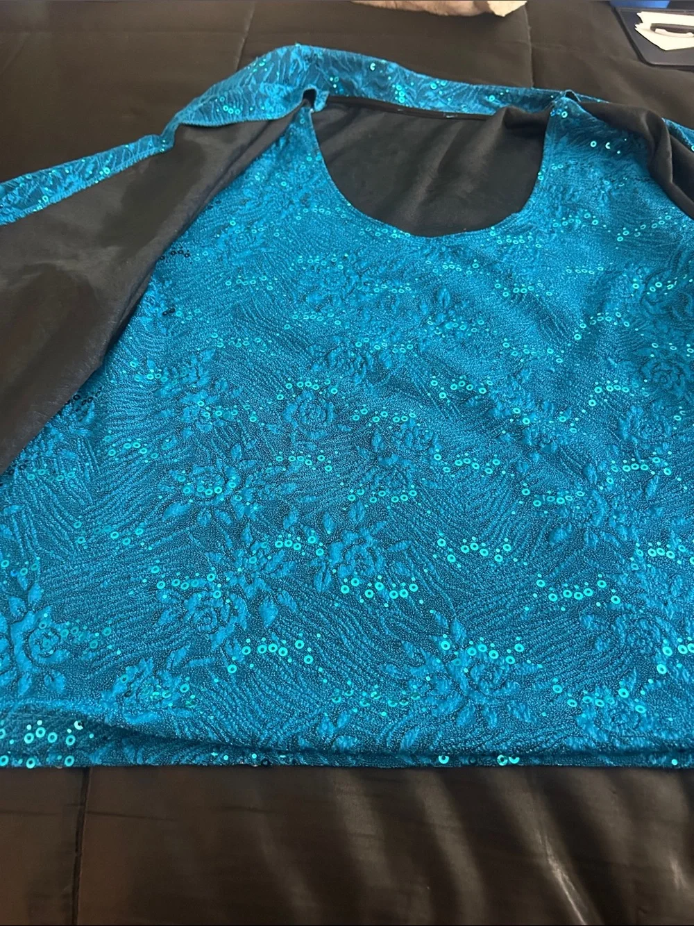 Teal Sequined Two-Piece Jacket & Tank Set - Picture 6 of 9